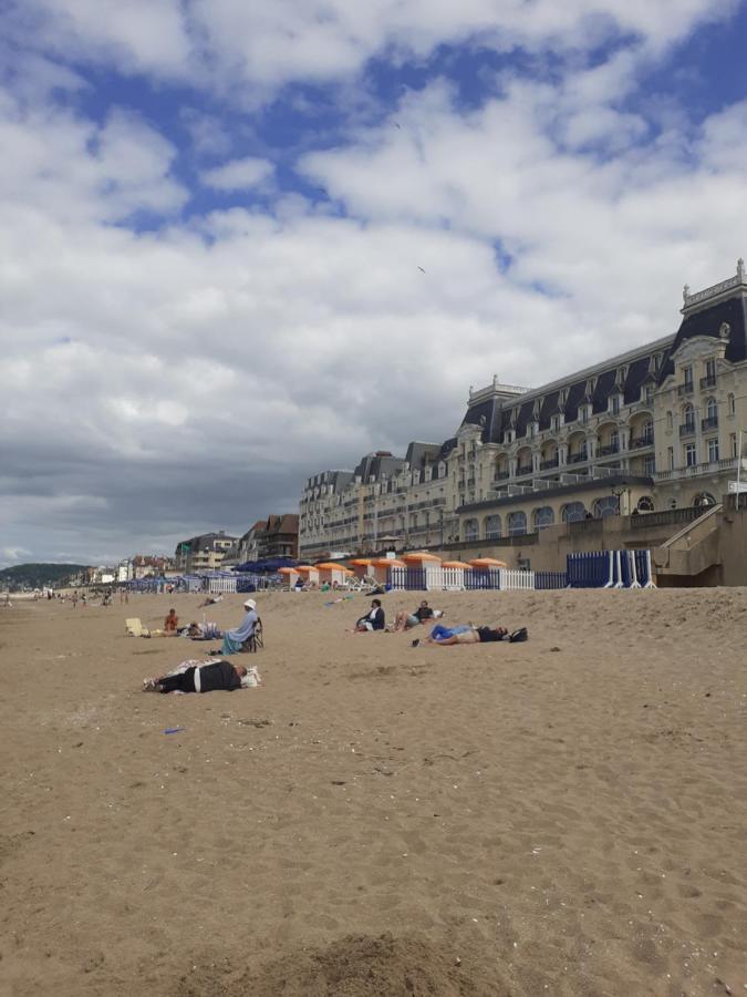L'Annexe Apartment Cabourg Exterior photo